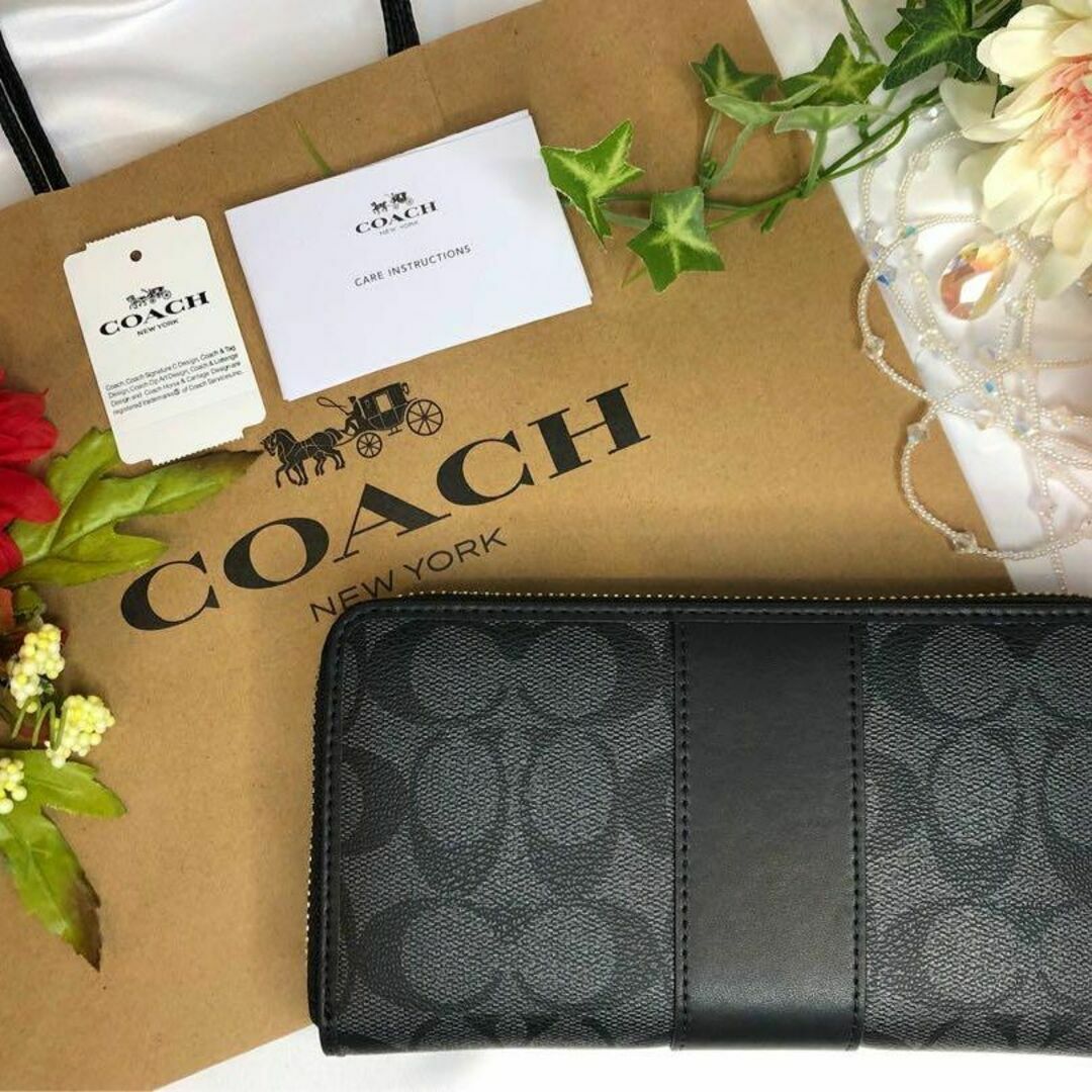 COACH コーチ グレー シグネチャー ブラックスモーク ストライプ レディースのファッション小物(財布)の商品写真