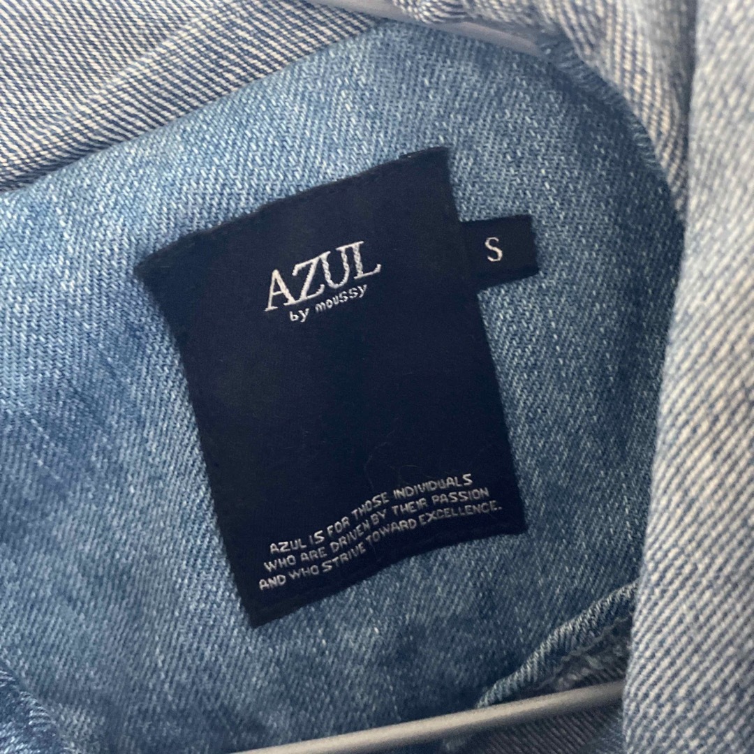 AZUL by moussy(アズールバイマウジー)のアズールバイマウジー　デニム レディースのジャケット/アウター(Gジャン/デニムジャケット)の商品写真