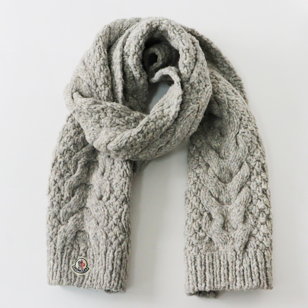 MONCLER - モンクレール MONCLER SCIARPA ロゴワッペン付き MONCLER - モンクレール MONCLER SCIARPA ロゴワッペン付き