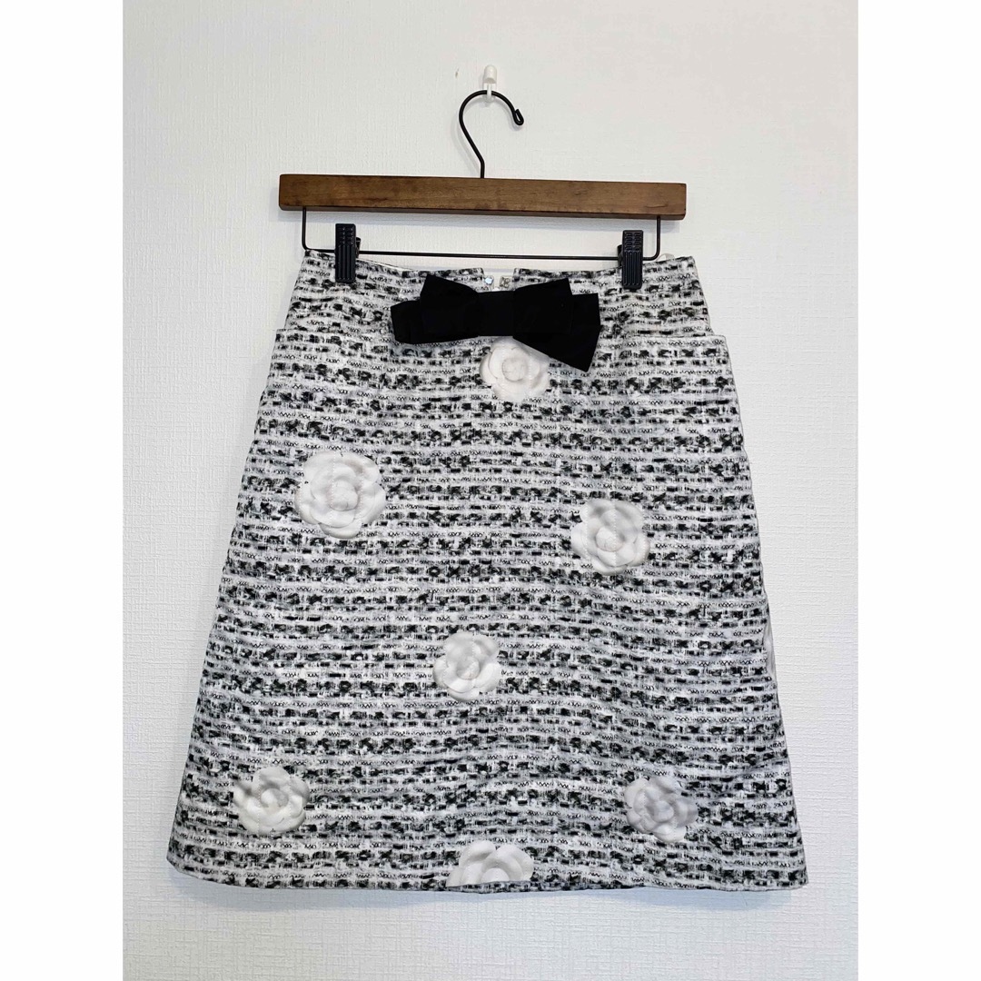 M'S GRACY(エムズグレイシー)のエムズグレーシー　スカート　リボン レディースのスカート(ひざ丈スカート)の商品写真