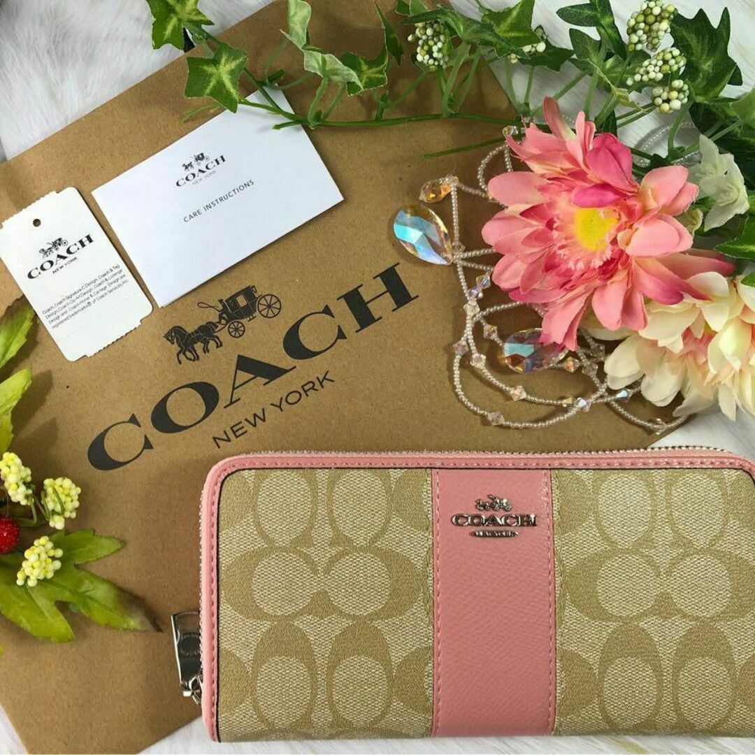 COACH コーチ ベージュ シグネチャー ピンク ストライプ レディースのファッション小物(財布)の商品写真