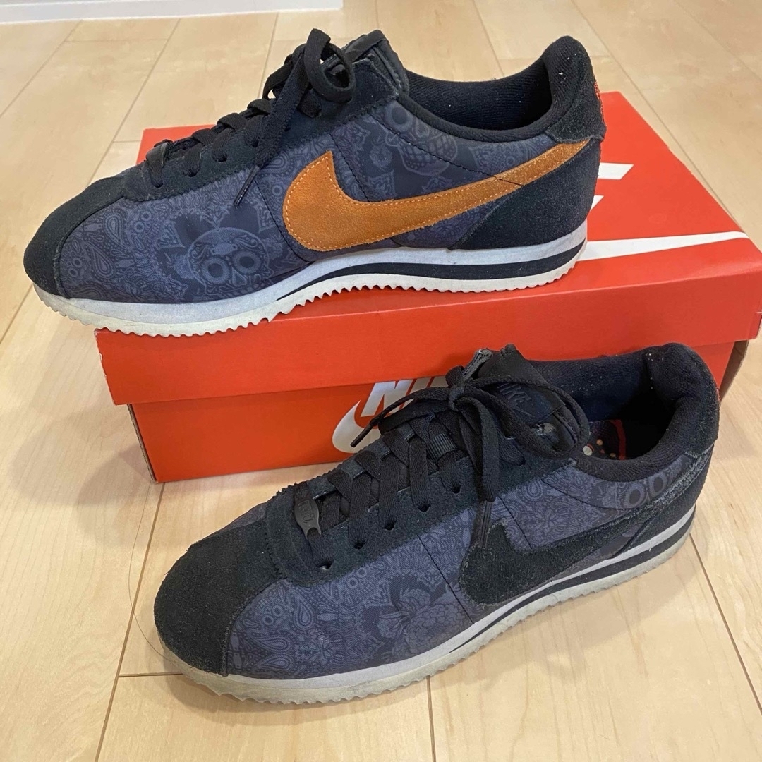 NIKE(ナイキ)のNIKE CORTEZ “DAY OF THE DEAD” 27.5cm メンズの靴/シューズ(スニーカー)の商品写真