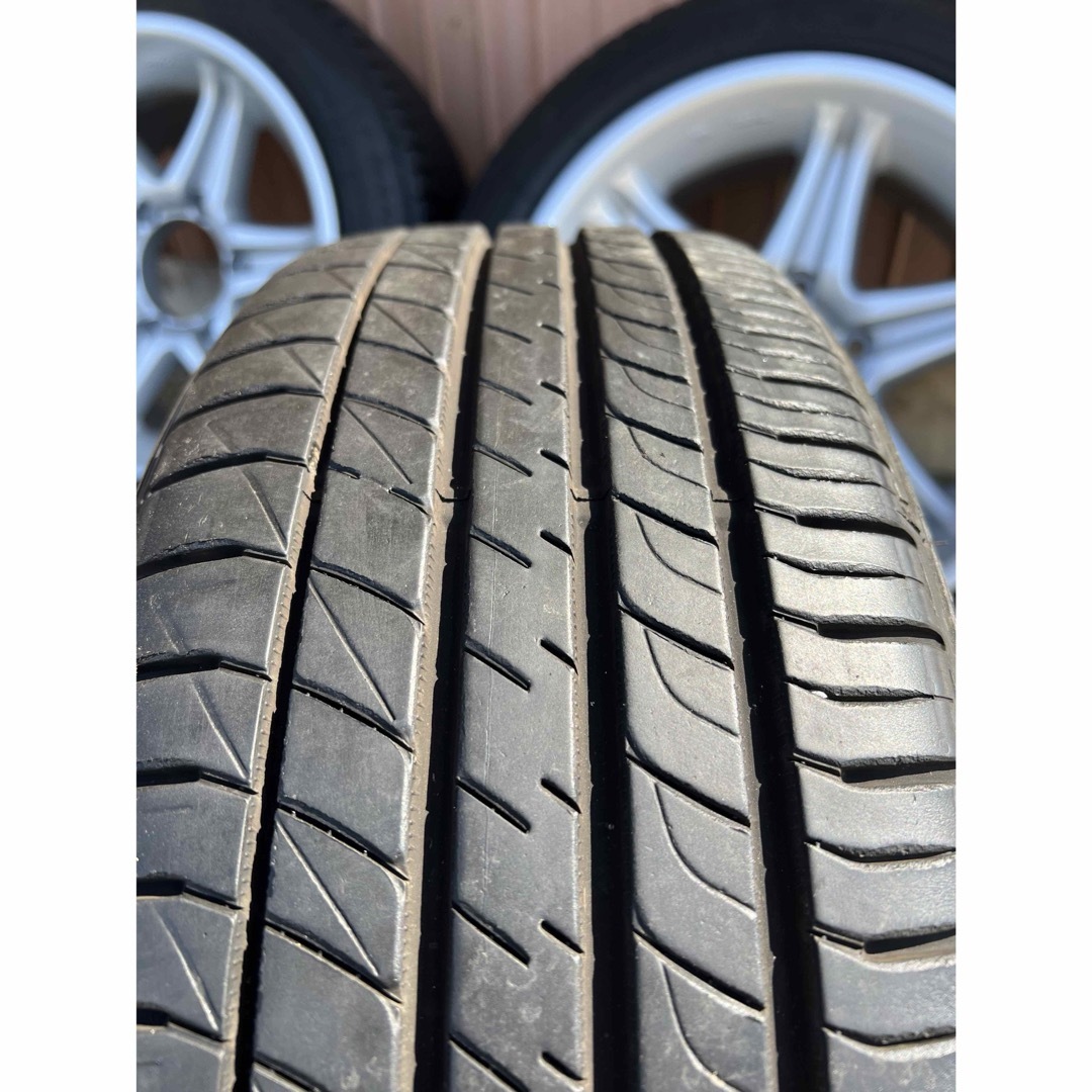 DUNLOP(ダンロップ)の良品　2019年製　国産　185/55R16 ハイエース　カスタム用　8J 6穴 自動車/バイクの自動車(タイヤ・ホイールセット)の商品写真