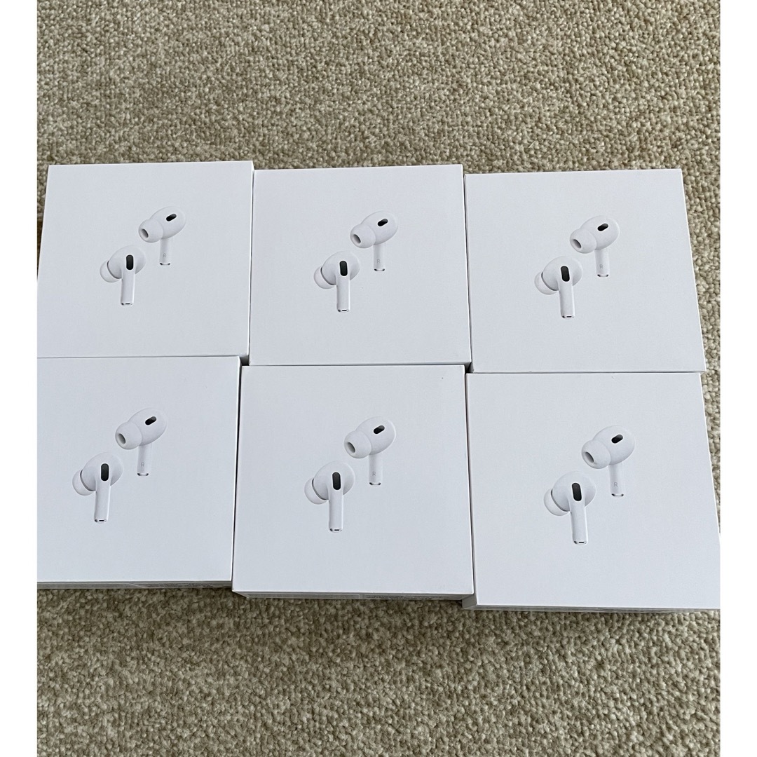 Apple(アップル)のAirPods Pro  1個 スマホ/家電/カメラのオーディオ機器(ヘッドフォン/イヤフォン)の商品写真