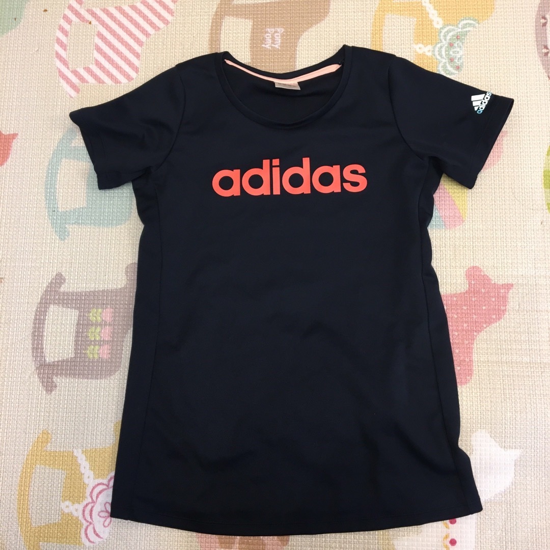 adidas(アディダス)のadidas M Tシャツ レディースのトップス(Tシャツ(半袖/袖なし))の商品写真