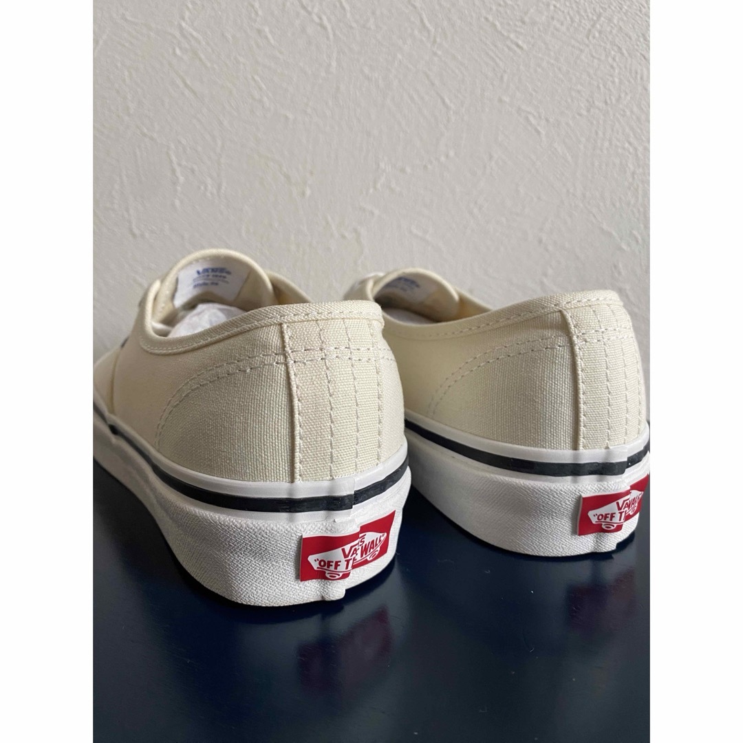 VANS(ヴァンズ)の【未使用】アナハイム VANS バンズ オーセンティック　24cm レディースの靴/シューズ(スニーカー)の商品写真