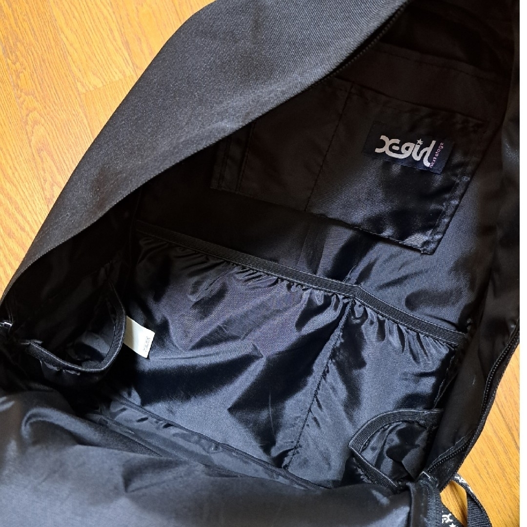 X-girl(エックスガール)のエックスガールリュック レディースのバッグ(リュック/バックパック)の商品写真