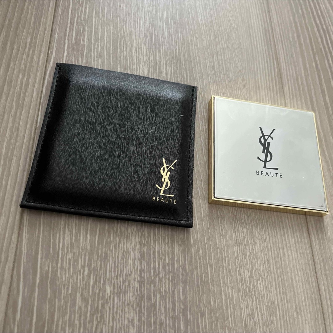 Yves Saint Laurent Beaute(イヴサンローランボーテ)のイヴ・サンローランボーテ　ミラー　 レディースのファッション小物(ミラー)の商品写真