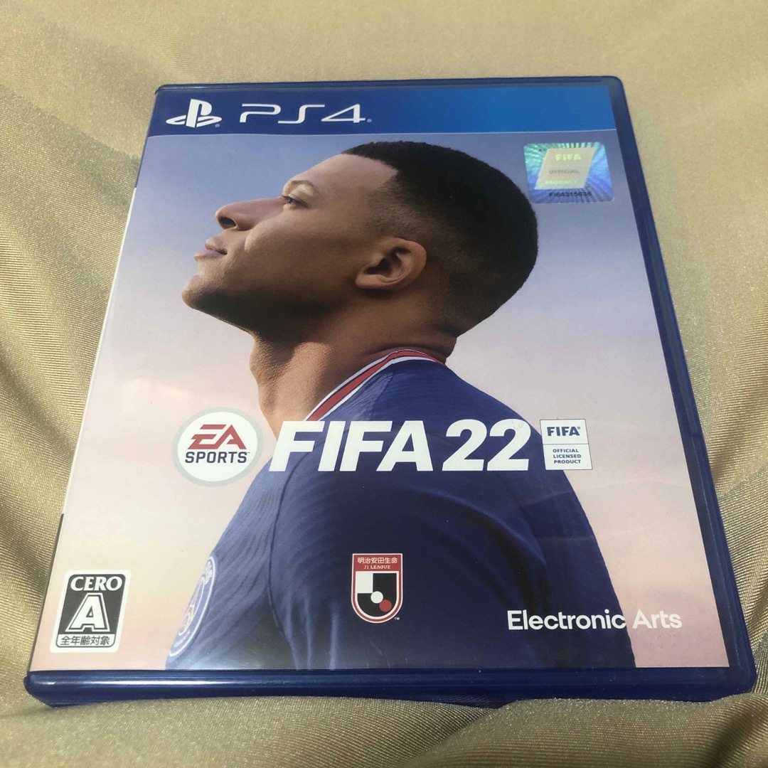 PlayStation4(プレイステーション4)のFIFA 22 エンタメ/ホビーのゲームソフト/ゲーム機本体(家庭用ゲームソフト)の商品写真