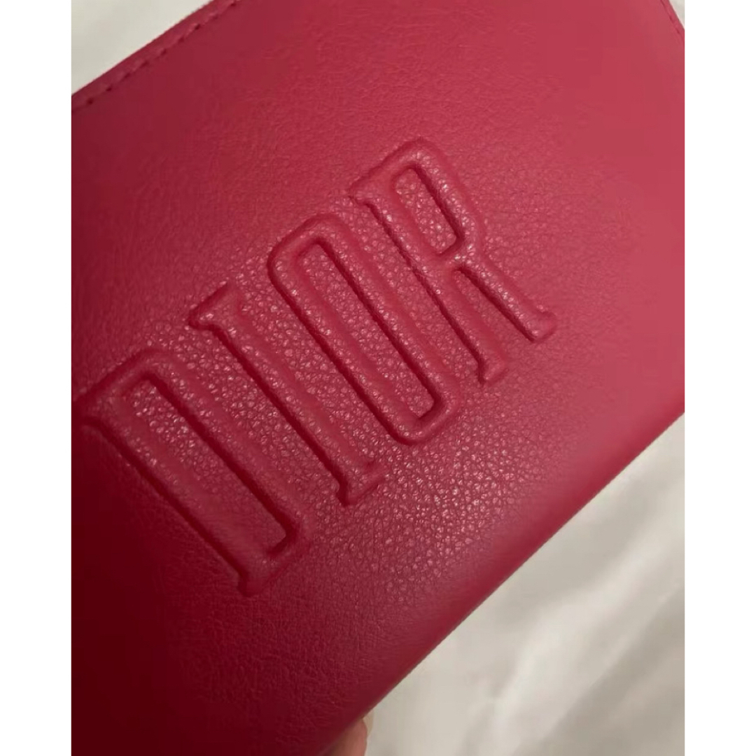 Christian Dior(クリスチャンディオール)の　新品　ディオール　ポーチ 正規ノベルティ  レッド レディースのファッション小物(ポーチ)の商品写真