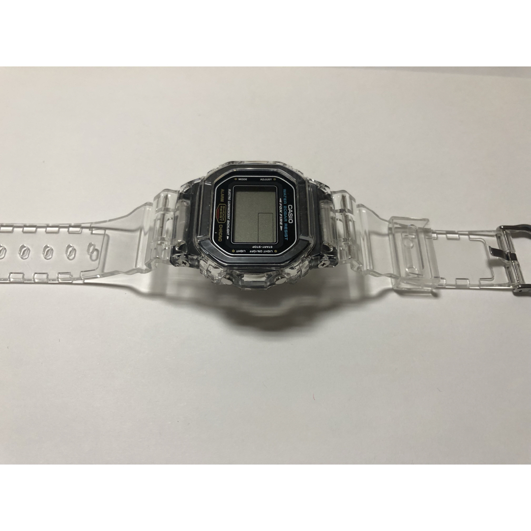 (新品)G-SHOCK カスタム 5600系用ベゼル&ベルト 透明クリア　工具付 ハンドメイドの素材/材料(各種パーツ)の商品写真