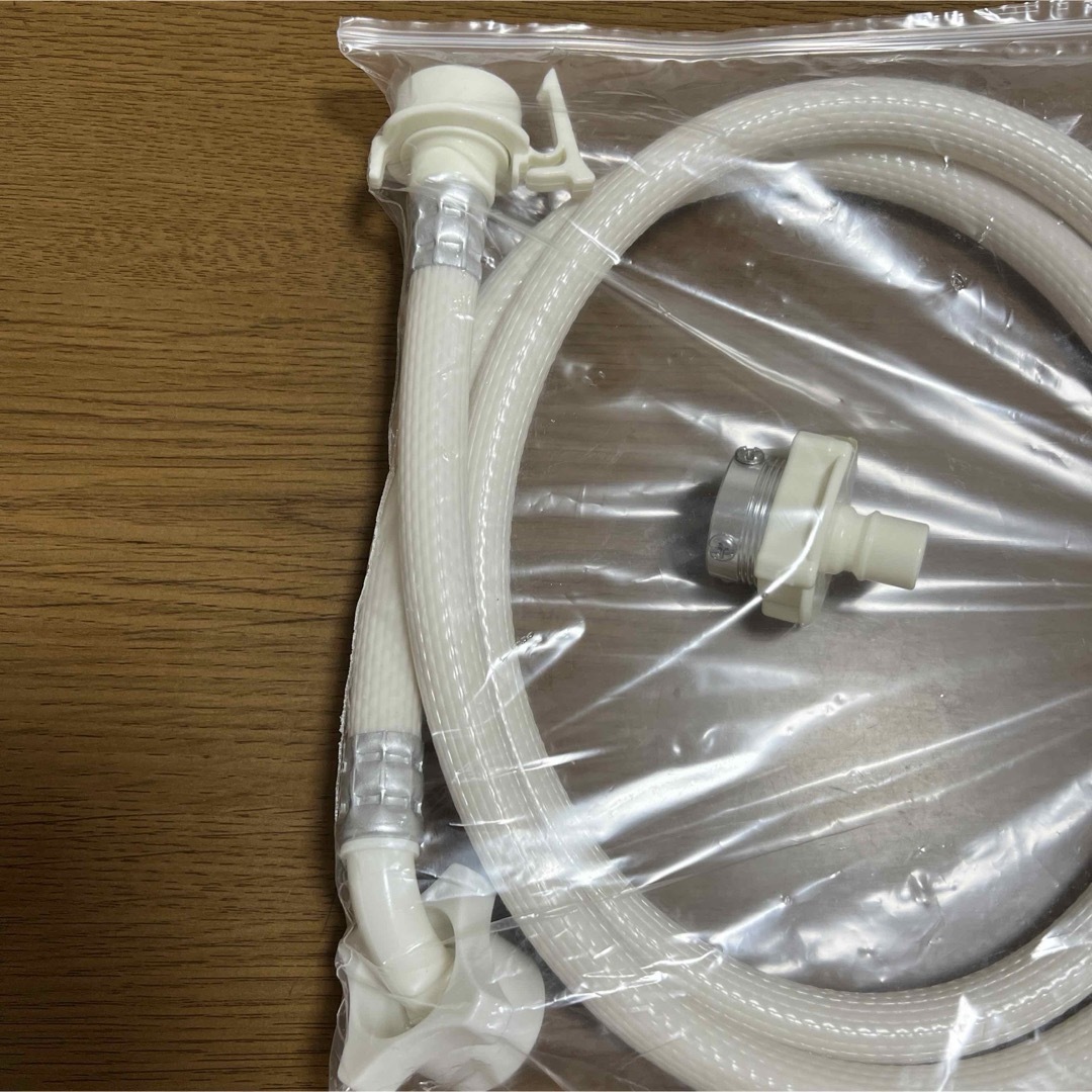 新品　未使用　洗濯機　給水ホース　ニップル　セット スマホ/家電/カメラの生活家電(洗濯機)の商品写真