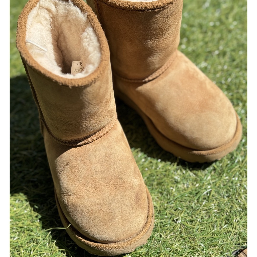 UGG(アグ)のUGG kids ブーツ　17.5cm キッズ/ベビー/マタニティのキッズ靴/シューズ(15cm~)(ブーツ)の商品写真