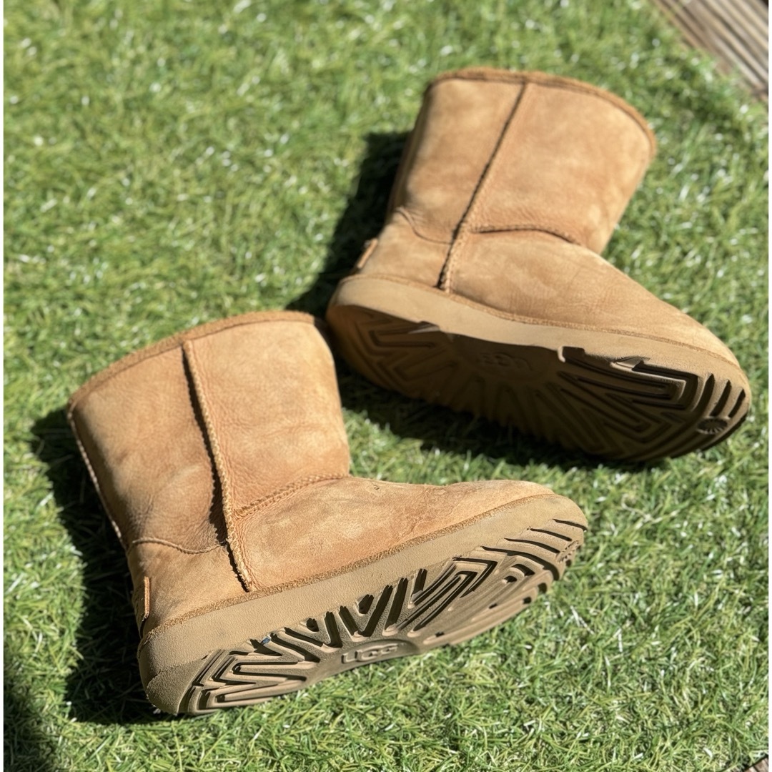 UGG(アグ)のUGG kids ブーツ　17.5cm キッズ/ベビー/マタニティのキッズ靴/シューズ(15cm~)(ブーツ)の商品写真