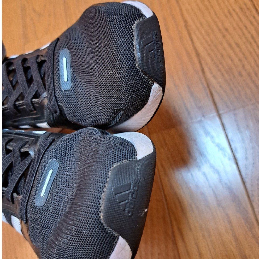 adidas(アディダス)のアディダススニーカージュニア用 キッズ/ベビー/マタニティのキッズ靴/シューズ(15cm~)(スニーカー)の商品写真