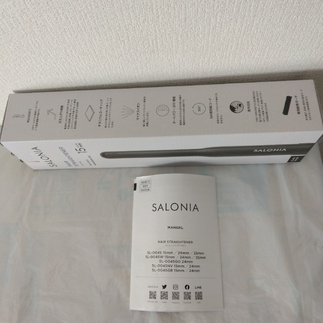 SALON(サロン)のSALONIA ダブルイオン ストレートアイロン 15M SL-004-S15… スマホ/家電/カメラの美容/健康(ヘアアイロン)の商品写真