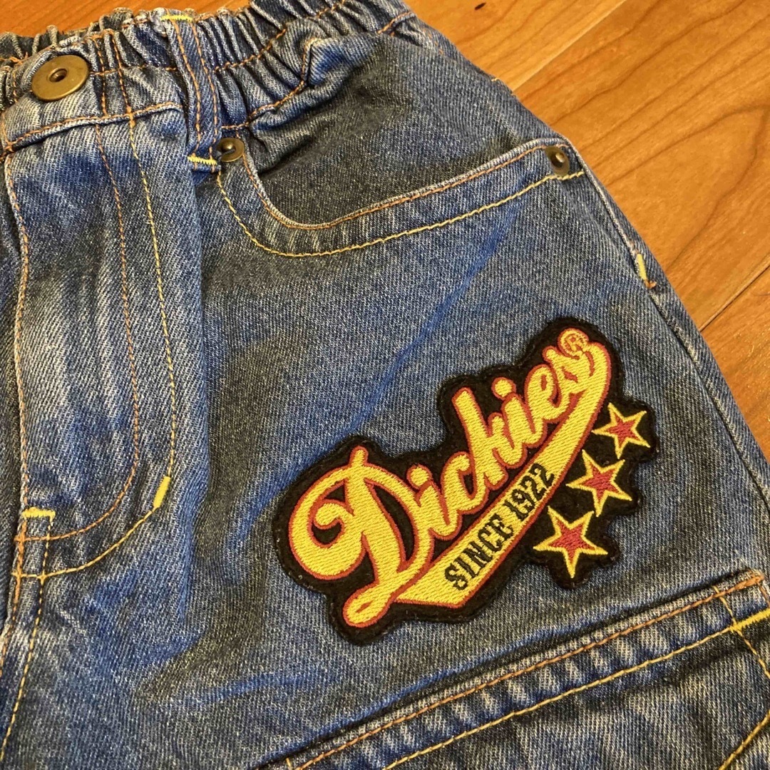 Dickies(ディッキーズ)のDickies ジーンズ ハーフパンツ 110 キッズ/ベビー/マタニティのキッズ服男の子用(90cm~)(パンツ/スパッツ)の商品写真