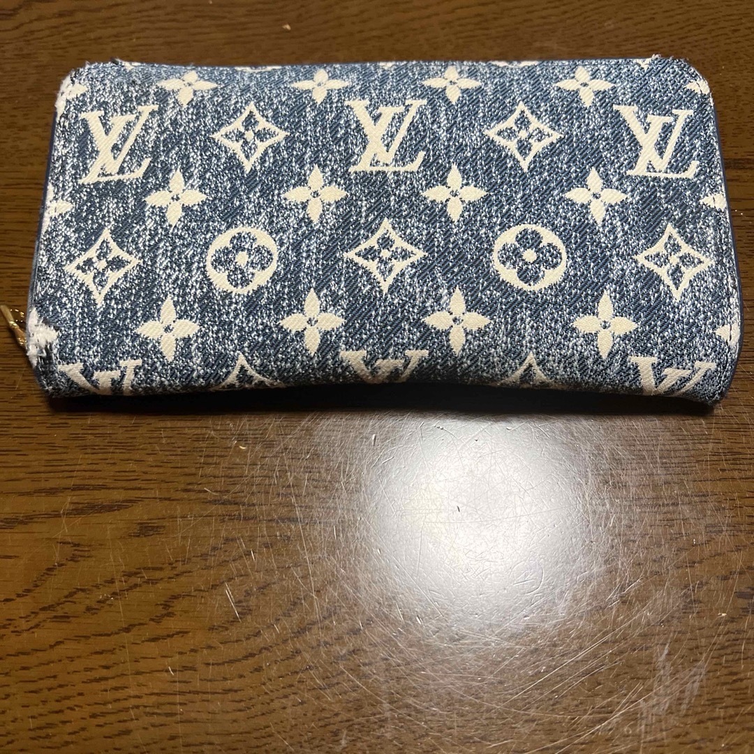 LOUIS VUITTON(ルイヴィトン)のルイヴィトンデニムブルー レディースのファッション小物(財布)の商品写真