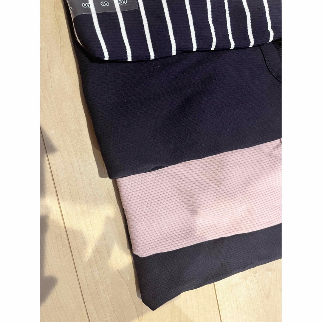 UNIQLO(ユニクロ)のUNIQLO♡Tシャツ4枚セット レディースのトップス(Tシャツ(半袖/袖なし))の商品写真