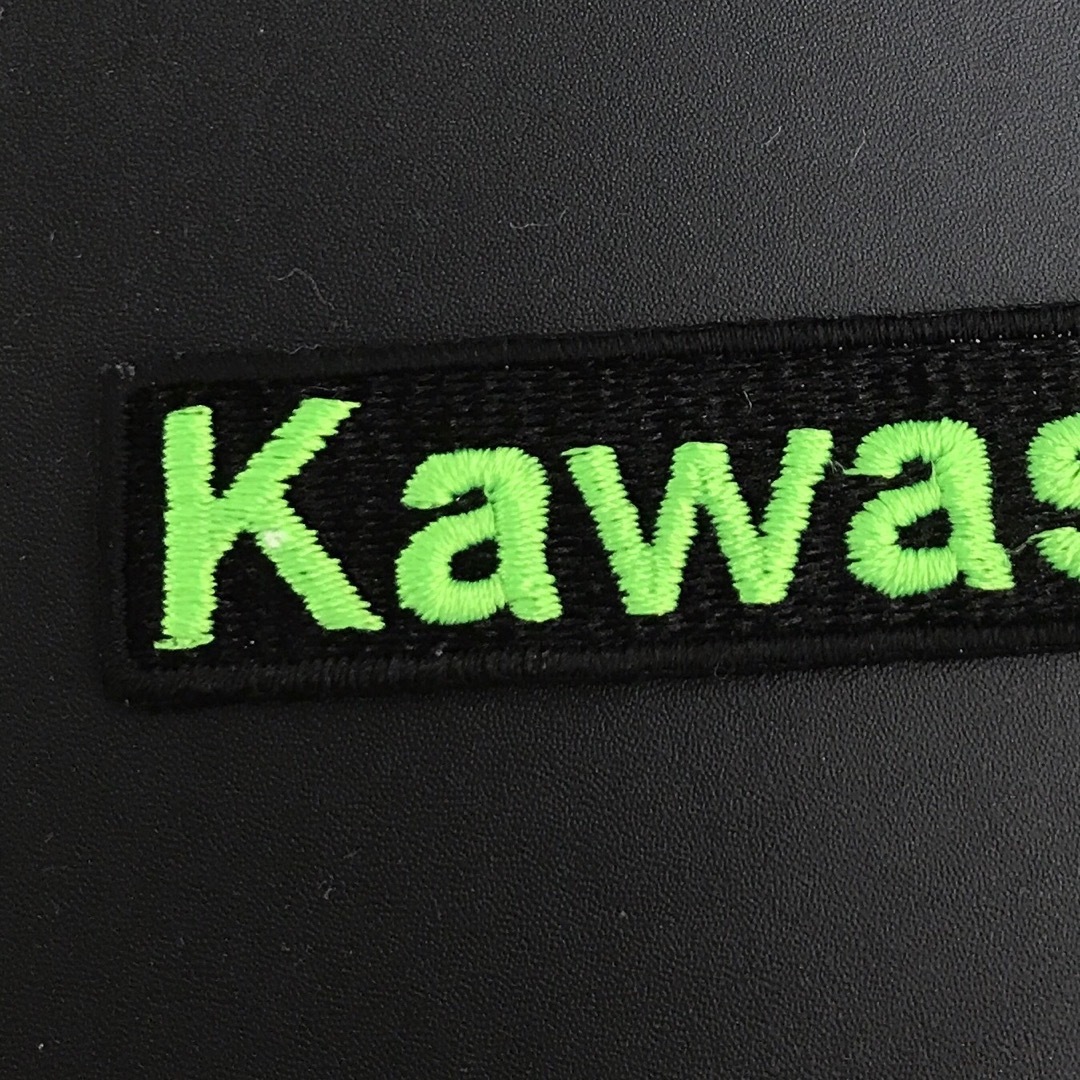 カワサキ(カワサキ)の2枚セット 蛍光グリーン KAWASAKI カワサキロゴアイロンワッペン -O 自動車/バイクのバイク(装備/装具)の商品写真