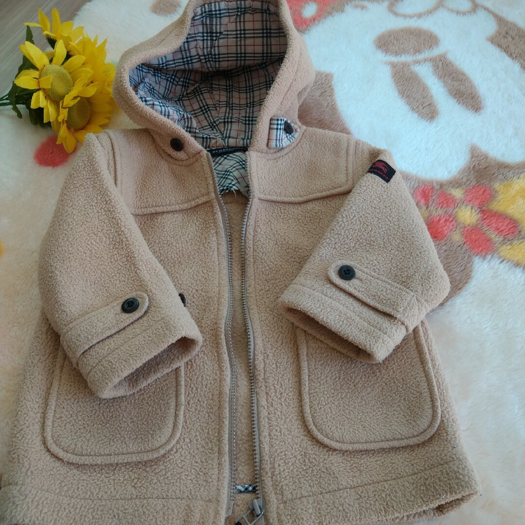 BURBERRY(バーバリー)のBURBERRY London ベビーフリース キッズ/ベビー/マタニティのキッズ服女の子用(90cm~)(コート)の商品写真