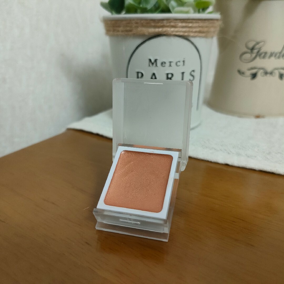 MUJI (無印良品)(ムジルシリョウヒン)の無印良品　アイシャドウ コスメ/美容のベースメイク/化粧品(アイシャドウ)の商品写真