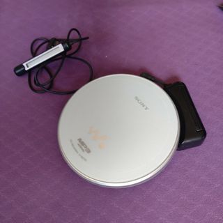 ウォークマン(WALKMAN)のウォークマン　Ｄ-NE730(ポータブルプレーヤー)