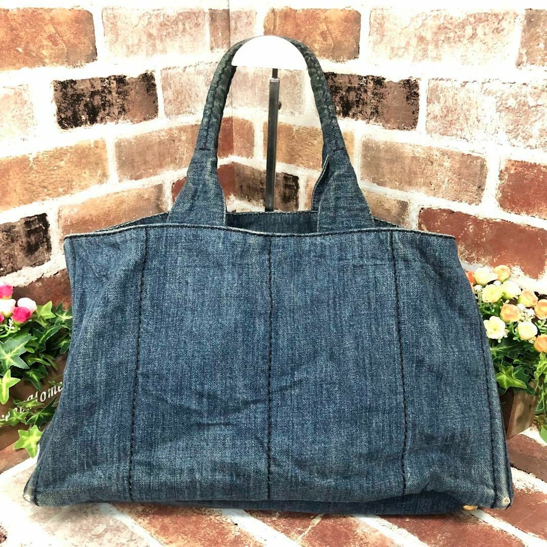 美品✨プラダ デニム カナパ トートバッグ ユニセックス 大容量 白タグ付き 美品✨プラダ デニム カナパ トートバッグ ユニセックス 大容量 白タグ付き