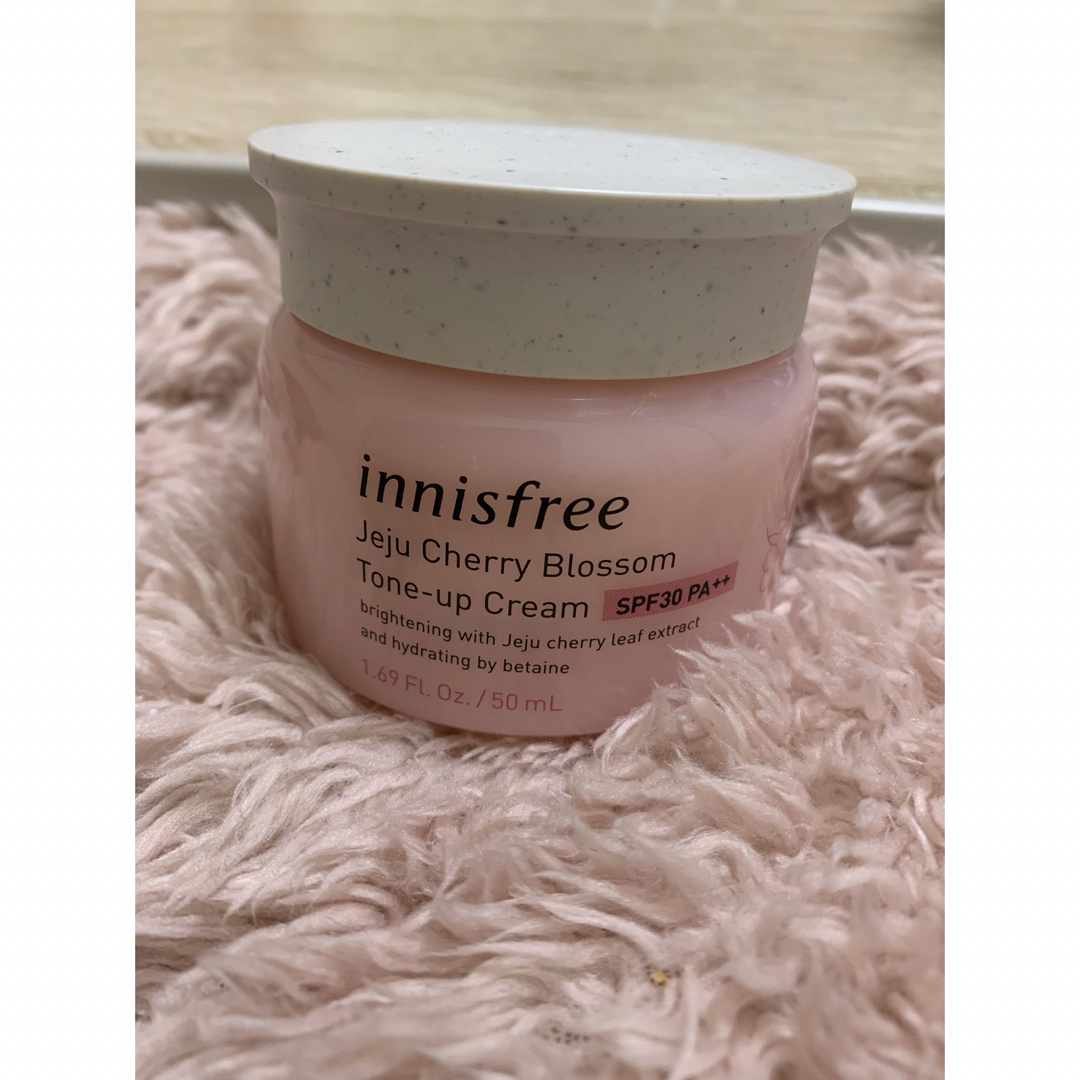 Innisfree(イニスフリー)のイニスフリーチェリーブロッサム コスメ/美容のベースメイク/化粧品(化粧下地)の商品写真