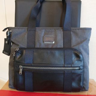 トゥミ(TUMI)の【美品】TUMI222309 Expandable Companion Tote(トートバッグ)