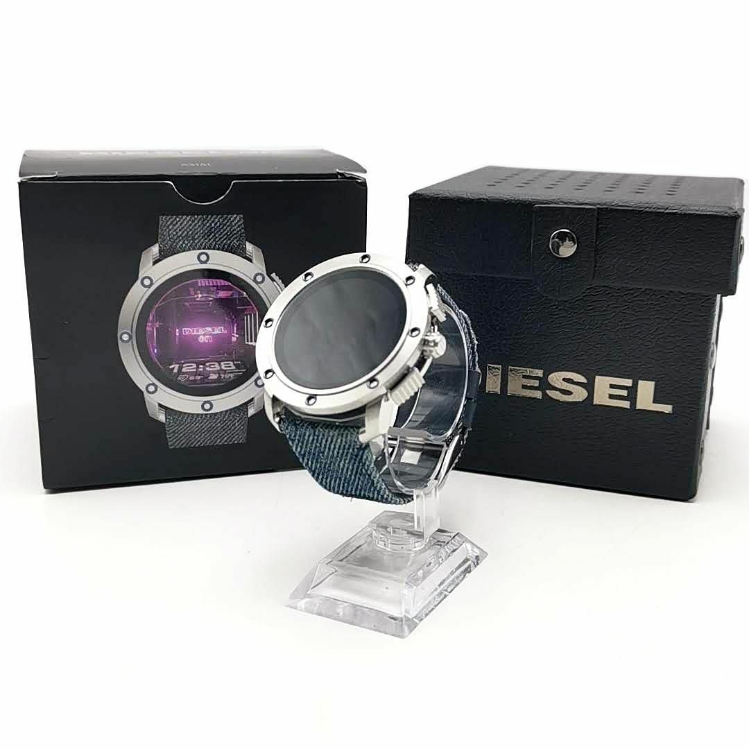 DIESEL(ディーゼル)の美品 ディーゼル DIESEL 腕時計 スマートウォッチ 03-24022802 メンズの時計(腕時計(デジタル))の商品写真