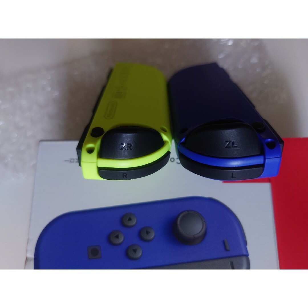 Nintendo Switch(ニンテンドースイッチ)のJoy-Con ブルー＆ネオンイエロー エンタメ/ホビーのゲームソフト/ゲーム機本体(その他)の商品写真