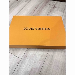 LOUIS VUITTON - LOUIS VUITTON 箱＆リボン
