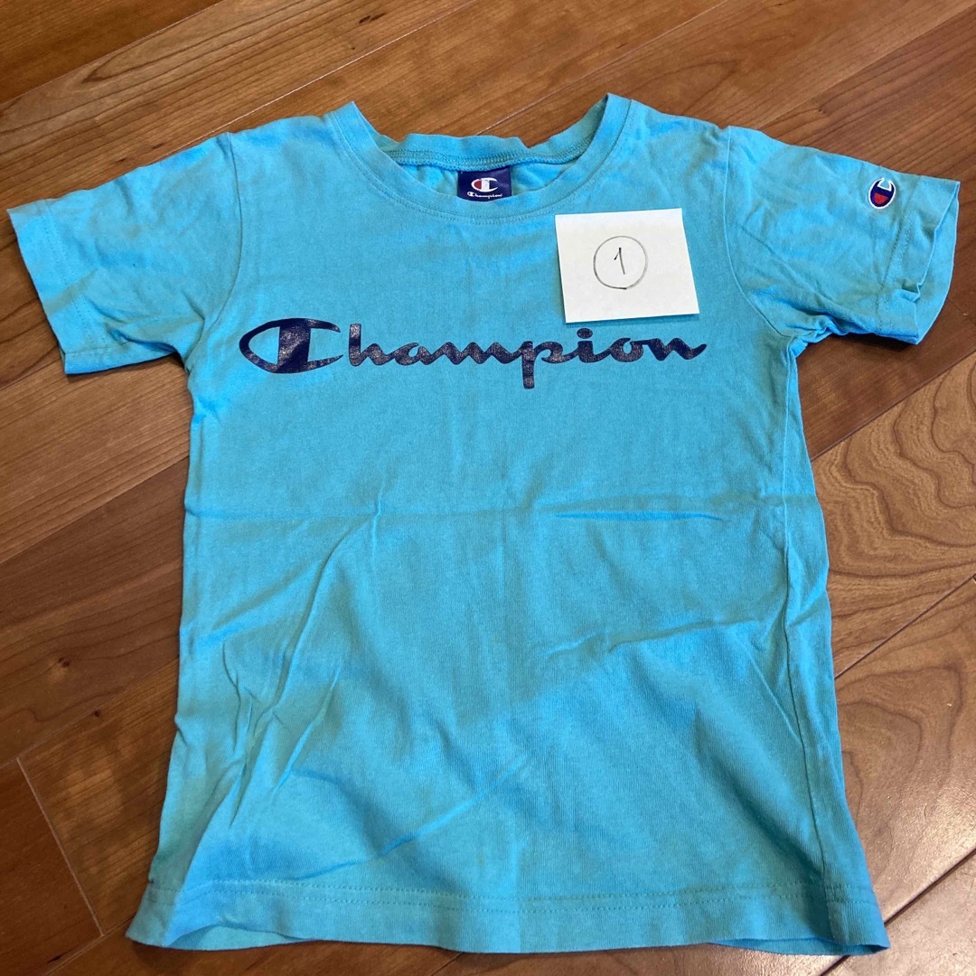 Champion(チャンピオン)のchampion グリーン Tシャツ 130① 双子さんお揃い キッズ/ベビー/マタニティのキッズ服男の子用(90cm~)(Tシャツ/カットソー)の商品写真