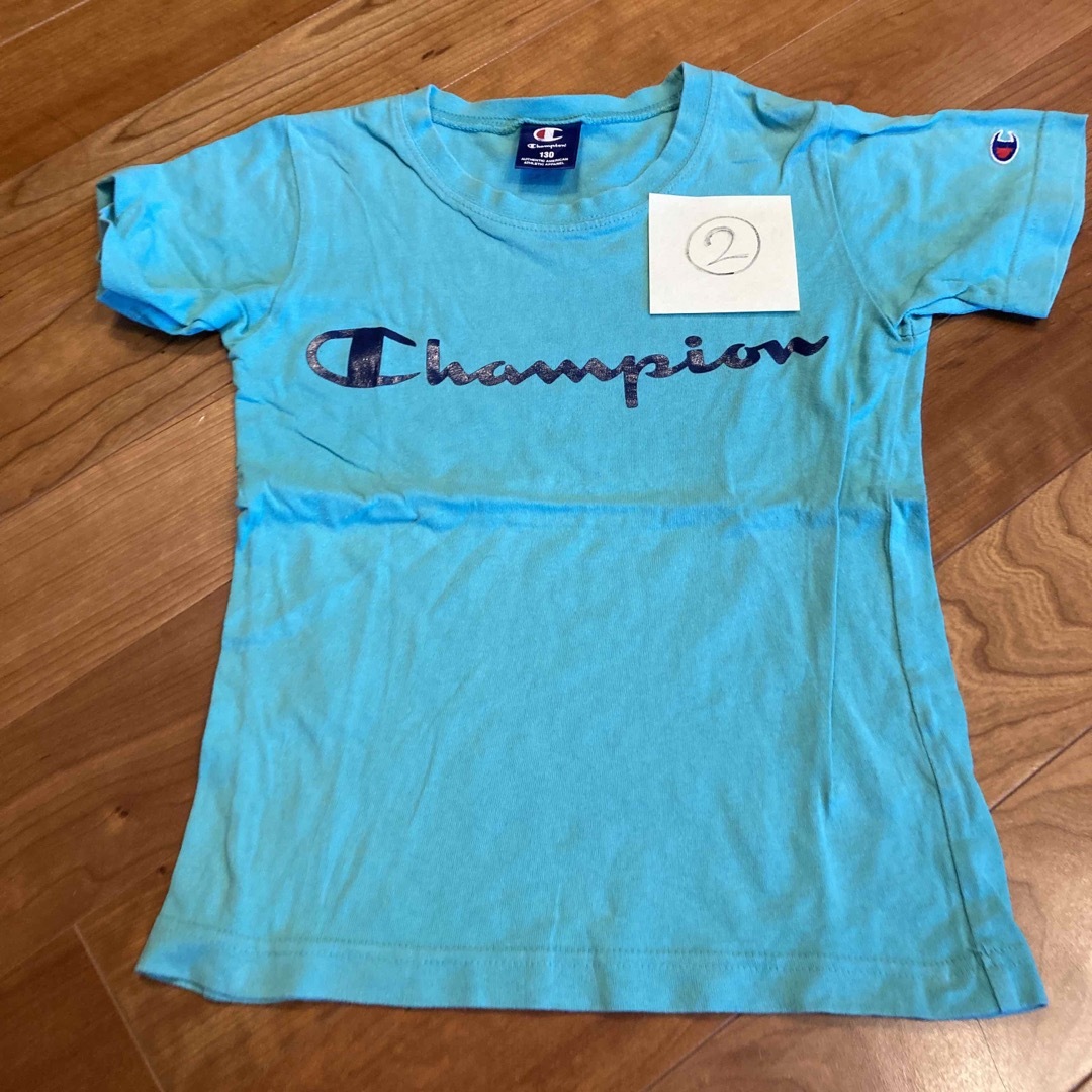 Champion(チャンピオン)のchampion グリーン Tシャツ 130②双子さんお揃い キッズ/ベビー/マタニティのキッズ服男の子用(90cm~)(Tシャツ/カットソー)の商品写真