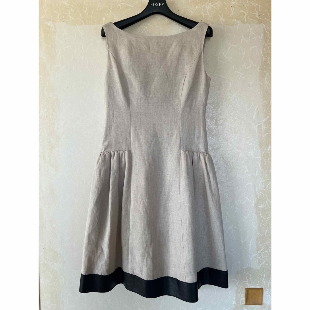 FOXEY - 【未使用、美品】Foxey リネンワンピースの通販 by やー FOXEY - 【未使用、美品】Foxey リネンワンピースの通販 by やー