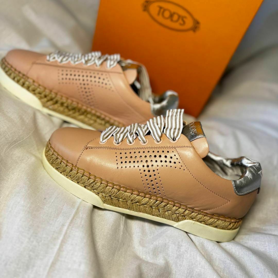 TOD'S(トッズ)のTOD'S スムースレザー&メタリックレザー スニーカー EU36 替紐無 レディースの靴/シューズ(スニーカー)の商品写真