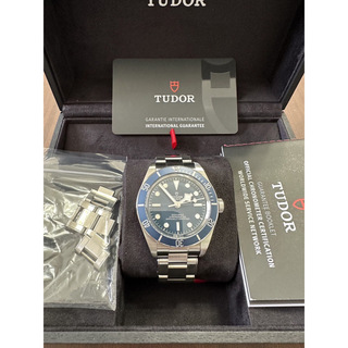チュードル(Tudor)のコールタール様専用TUDOR　チューダーチュードルブラックベイ58　79030B(腕時計(アナログ))