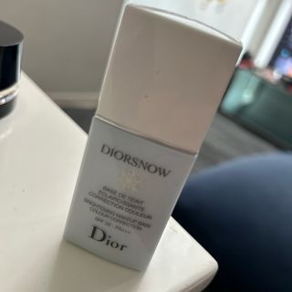 ディオール(Dior)のDIOR スノー メイクアップベース ブルー 30ml(化粧下地)