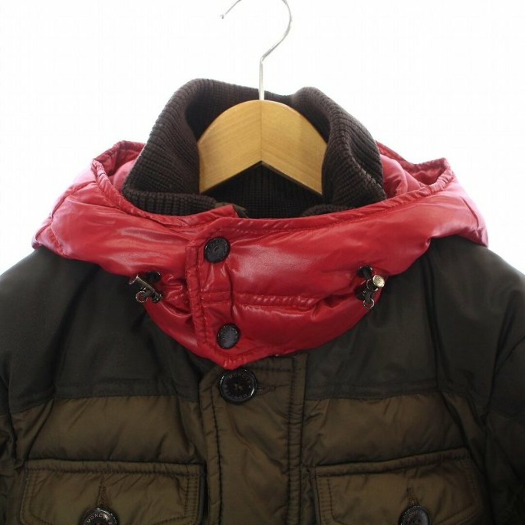 MONCLER(モンクレール)のMONCLER RENTILY ダウンジャケット ナイロン 赤 レッド カーキ メンズのジャケット/アウター(ダウンジャケット)の商品写真