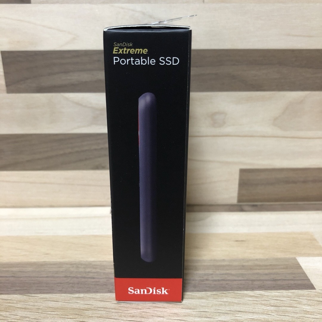 SanDisk(サンディスク)のNew ポータブルSSD 1TB スマホ/家電/カメラのPC/タブレット(PC周辺機器)の商品写真