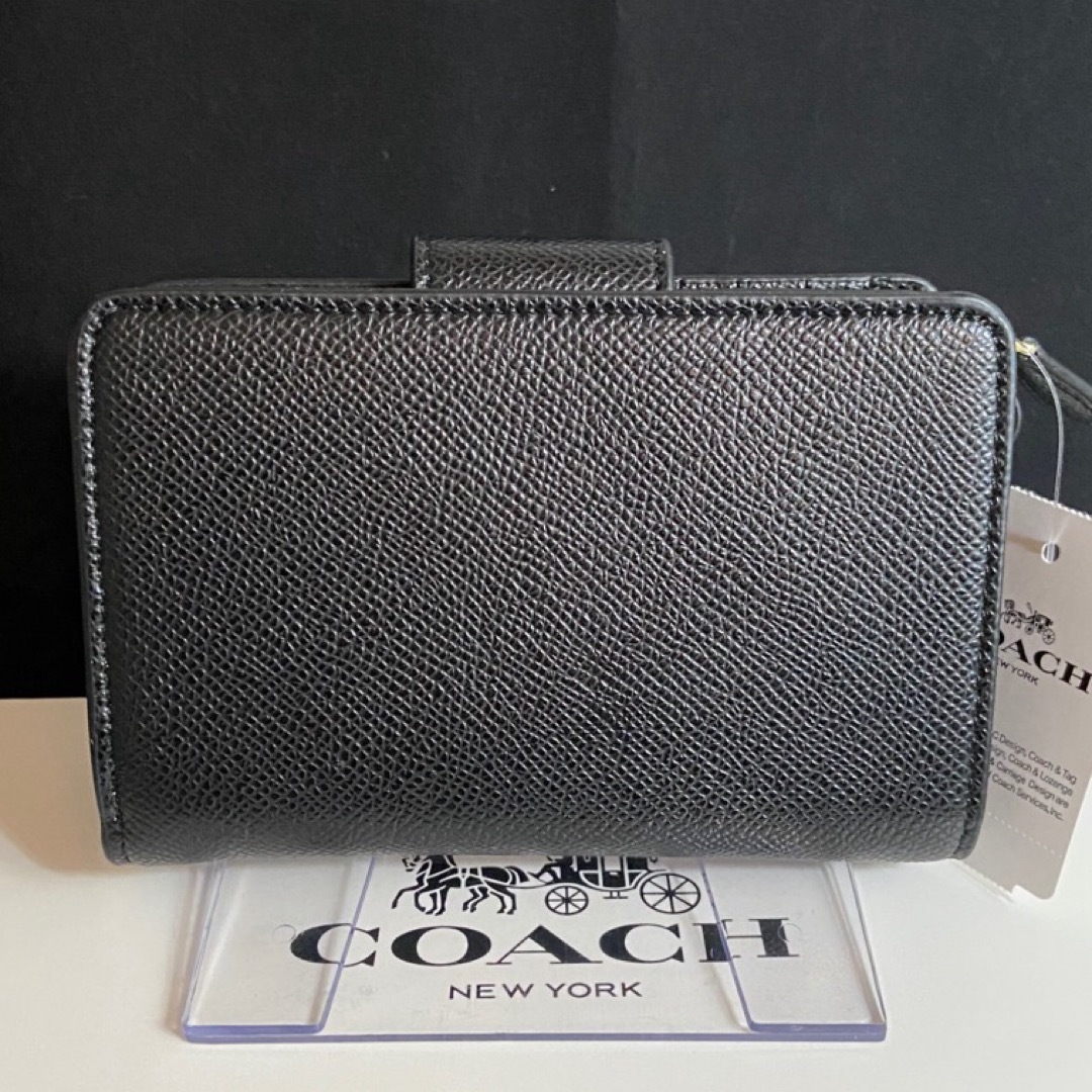 COACH(コーチ)の贈り物にも☆コーチ 財布　人気のクロスグレインレザー　二つ折 レディースのファッション小物(財布)の商品写真