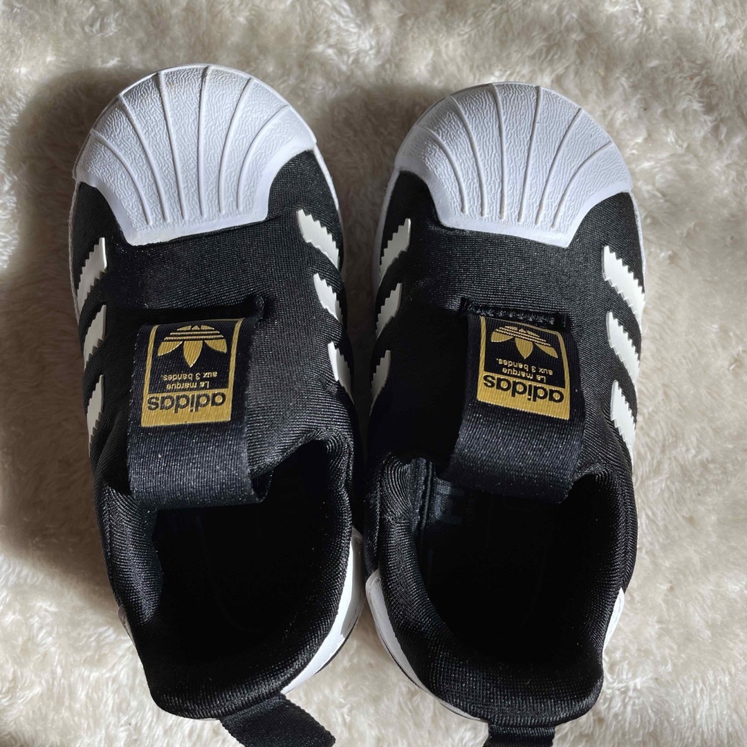 adidas(アディダス)のadidas  スニーカー　13㎝　kidsスニーカー キッズ/ベビー/マタニティのベビー靴/シューズ(~14cm)(スニーカー)の商品写真