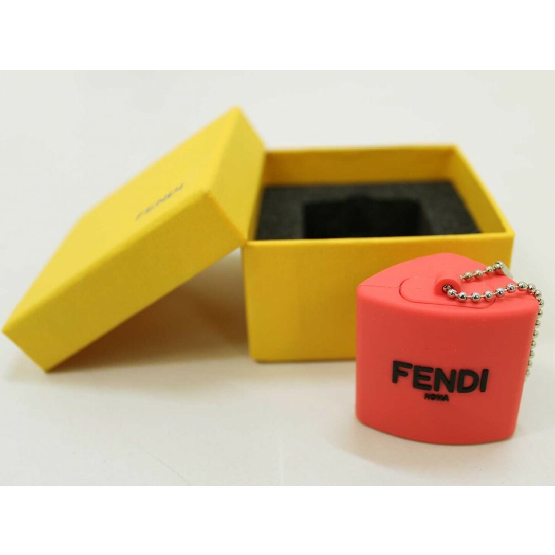 FENDI(フェンディ)の【値下げ!】[フェンディ/FENDI]モンスターUSB/キーホルダー 朱赤 Dragoo 小物【中古】【ネット限定】子供 キッズ kids 男の子 女の子 春夏秋冬 606032 childcare キッズ/ベビー/マタニティのキッズ服女の子用(90cm~)(その他)の商品写真