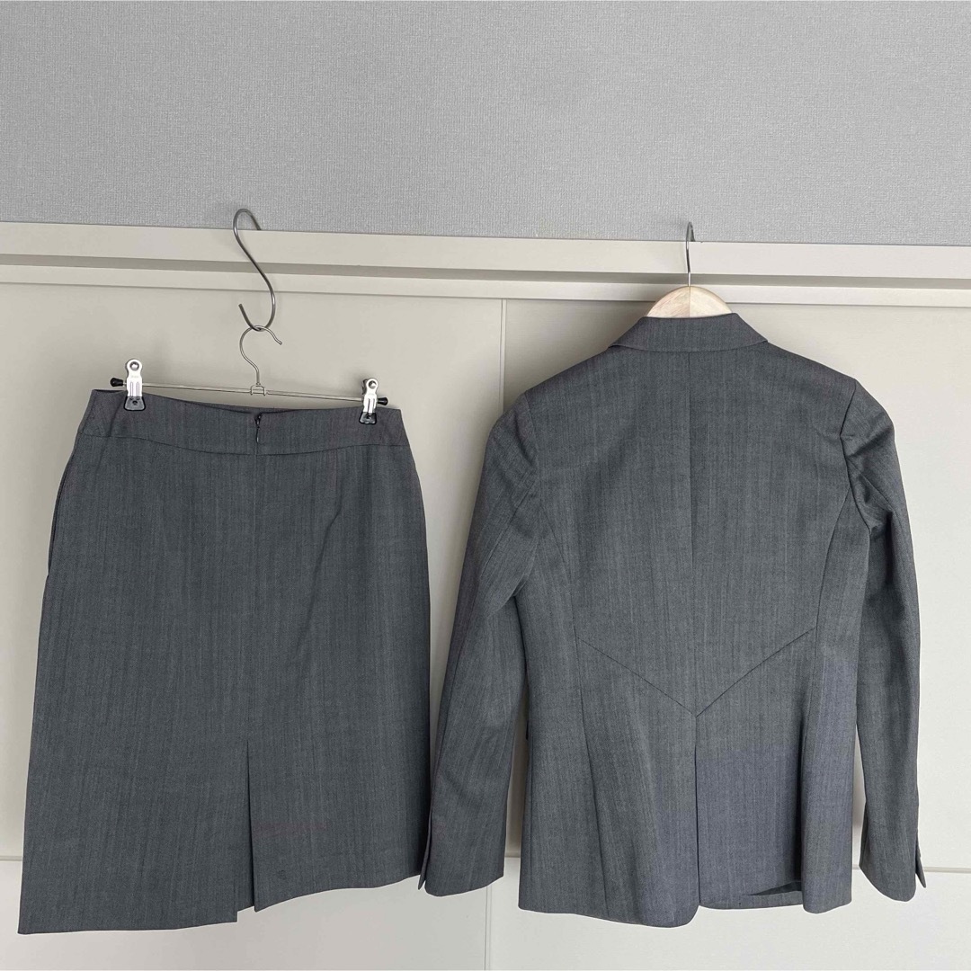 青山(アオヤマ)の洋服の青山× ANCHOR WOMAN  グレー  スカートスーツ  7号 レディースのフォーマル/ドレス(スーツ)の商品写真