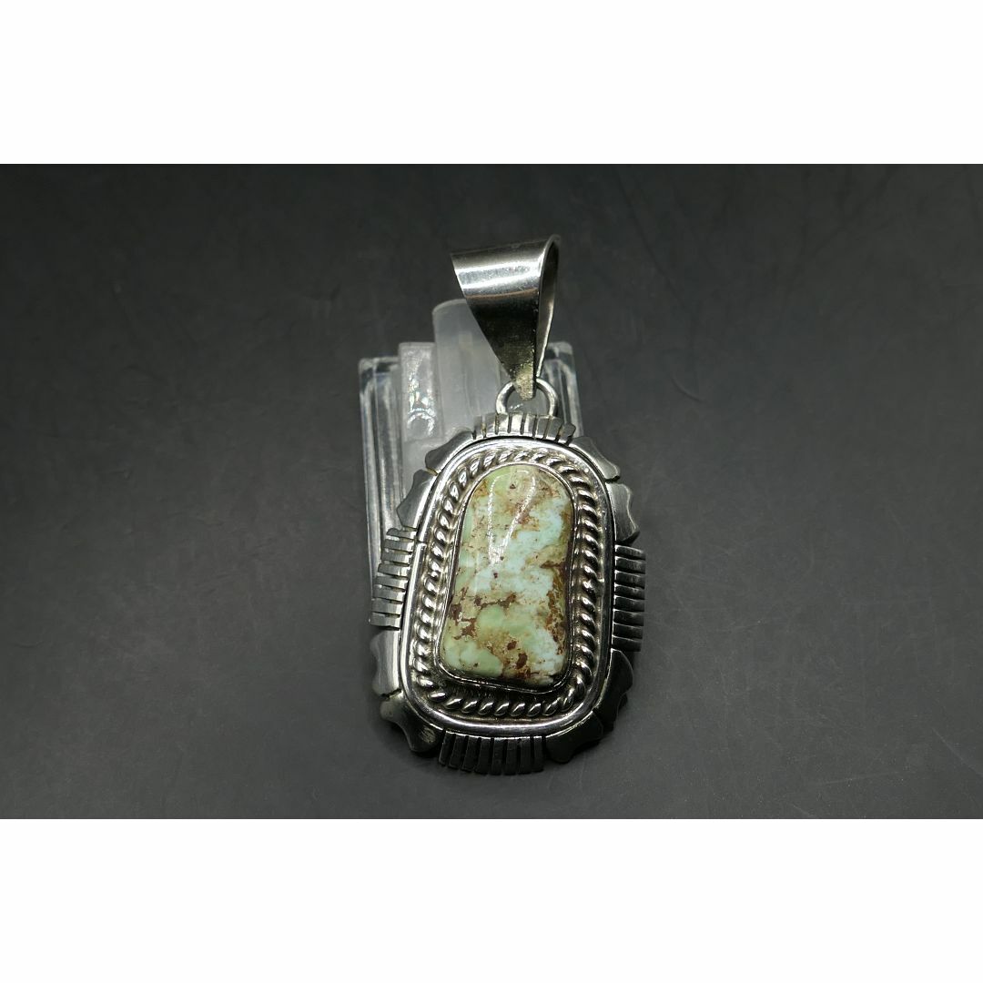美品 ナバホ T.ETSITTY刻印 ターコイズ ネックレス トップ 美品 ナバホ T.ETSITTY刻印 ターコイズ ネックレス トップ