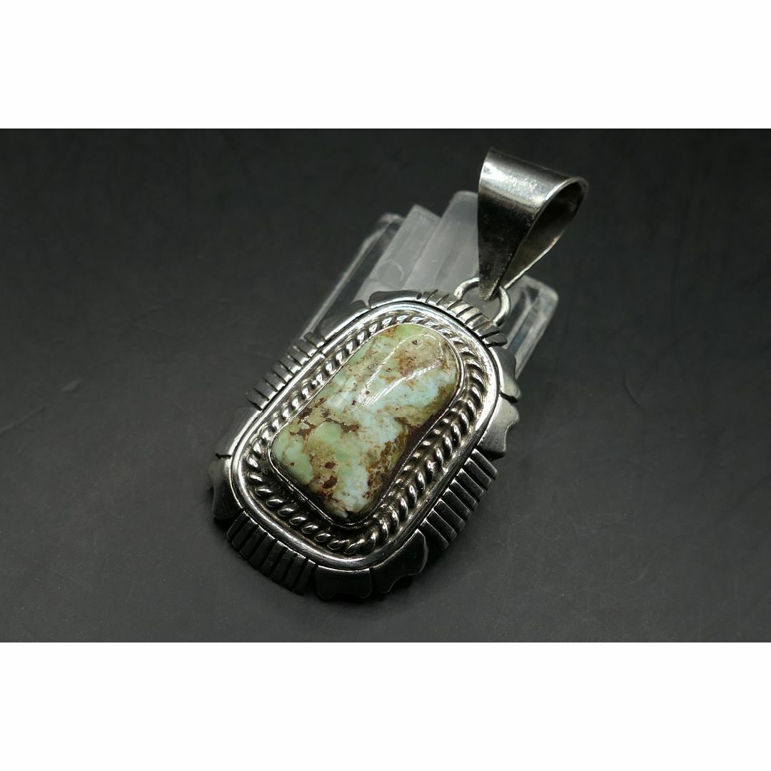 美品 ナバホ T.ETSITTY刻印 ターコイズ ネックレス トップ 美品 ナバホ T.ETSITTY刻印 ターコイズ ネックレス トップ