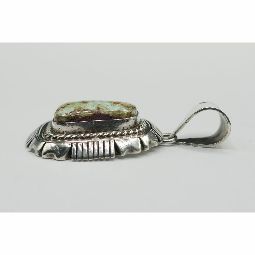 美品 ナバホ T.ETSITTY刻印 ターコイズ ネックレス トップ 美品 ナバホ T.ETSITTY刻印 ターコイズ ネックレス トップ