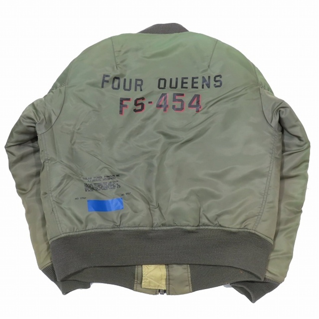 AVIREX(アヴィレックス)のAVIREX 58th BOMB SQ Four Queens ボムジャケット メンズのジャケット/アウター(フライトジャケット)の商品写真