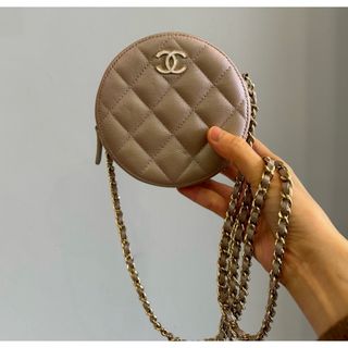 シャネル(CHANEL)のシャネル　ショルダーバッグ(ショルダーバッグ)